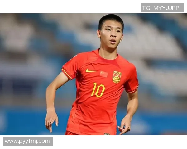 王钰栋头球破门助力浙江队逆转胜利展现强大团队精神 王钰栋头球破门助力浙江队逆转胜利展现强大团队精神