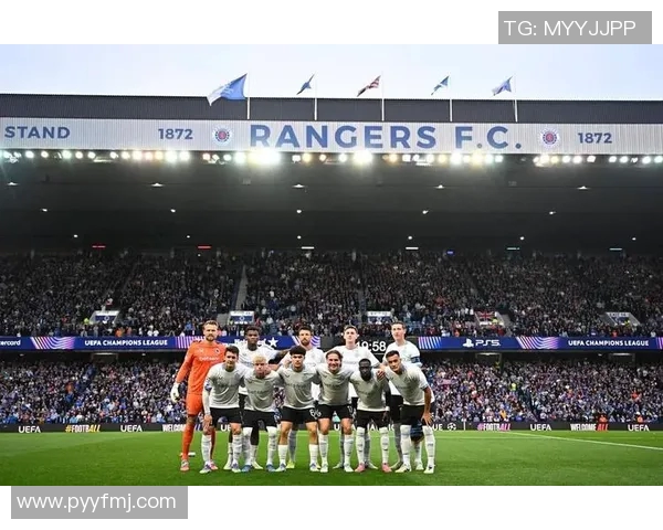 拜仁慕尼黑稳坐德甲榜首,欧冠之路成焦点 拜仁慕尼黑稳坐德甲榜首,欧冠之路成焦点