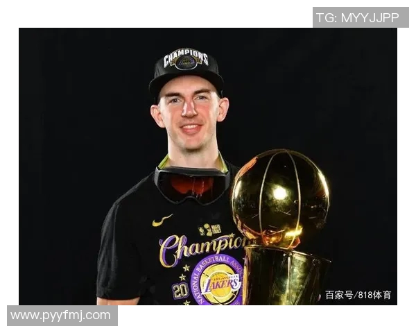 湖人成功签下自由球员卡鲁索，球队深度阵容再添一员得力助手